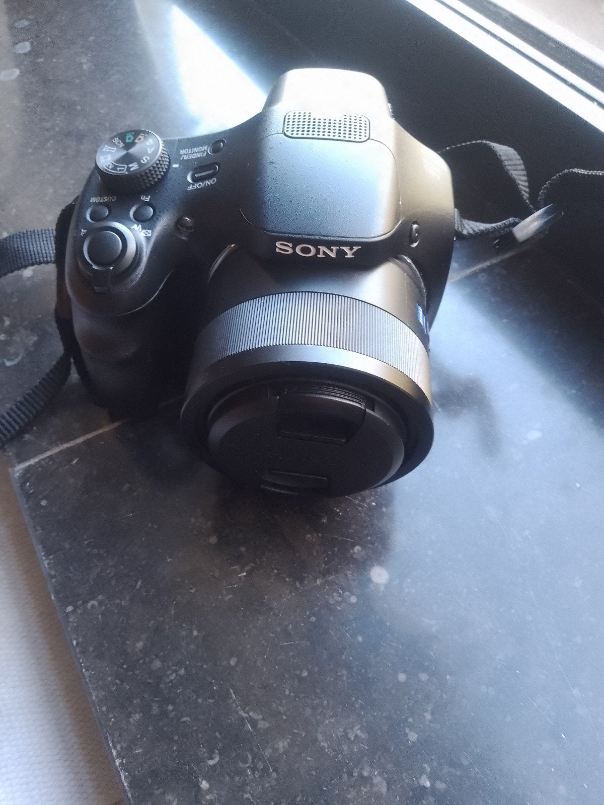 Sony Cybershot DSC-RC350, TV, Hi-fi & Vidéo, Enlèvement ou Envoi, Sony