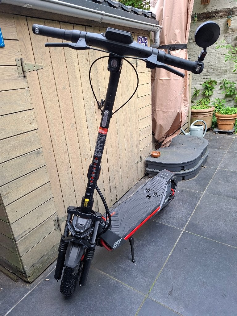 E-STEP Segway ZT 3 pro, Fietsen en Brommers, Ophalen, Zo goed als nieuw, Elektrische step (E-scooter), Segway-Ninebot