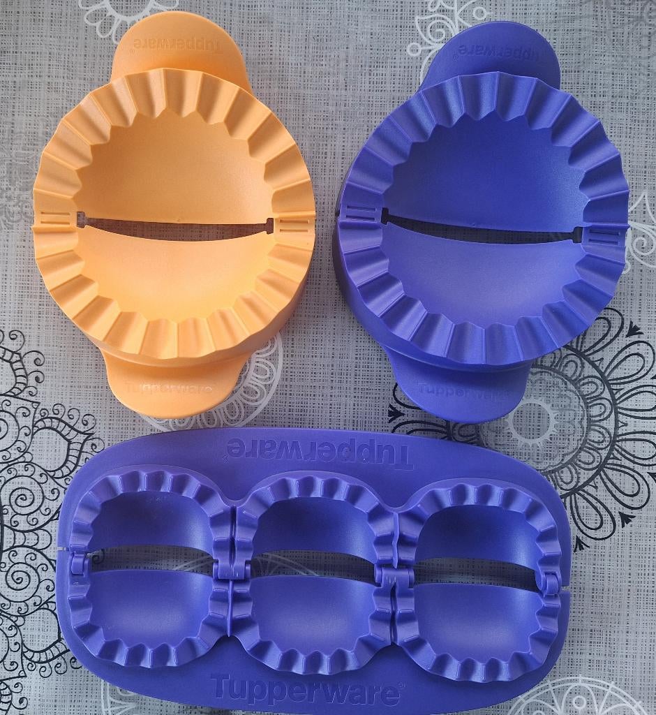 tupperware - 5 moules a chausson, Ophalen of Verzenden, Nieuw, Paars, Overige typen