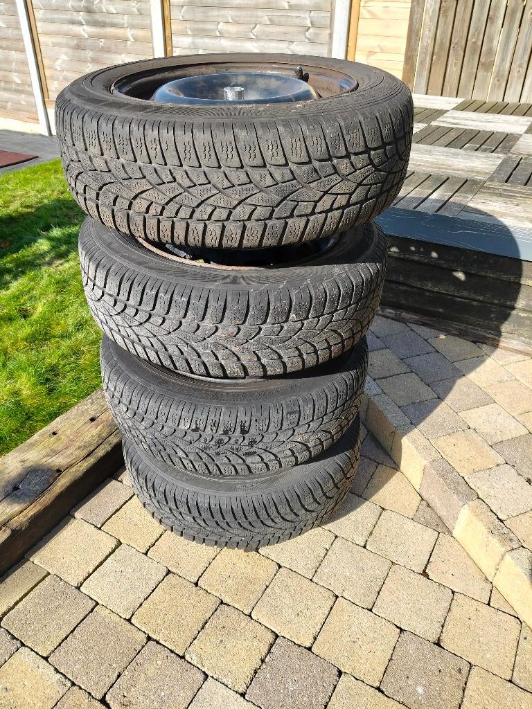 Stalen velgen met premium winterbanden, Auto-onderdelen, Ophalen, Winterbanden, Velg(en)