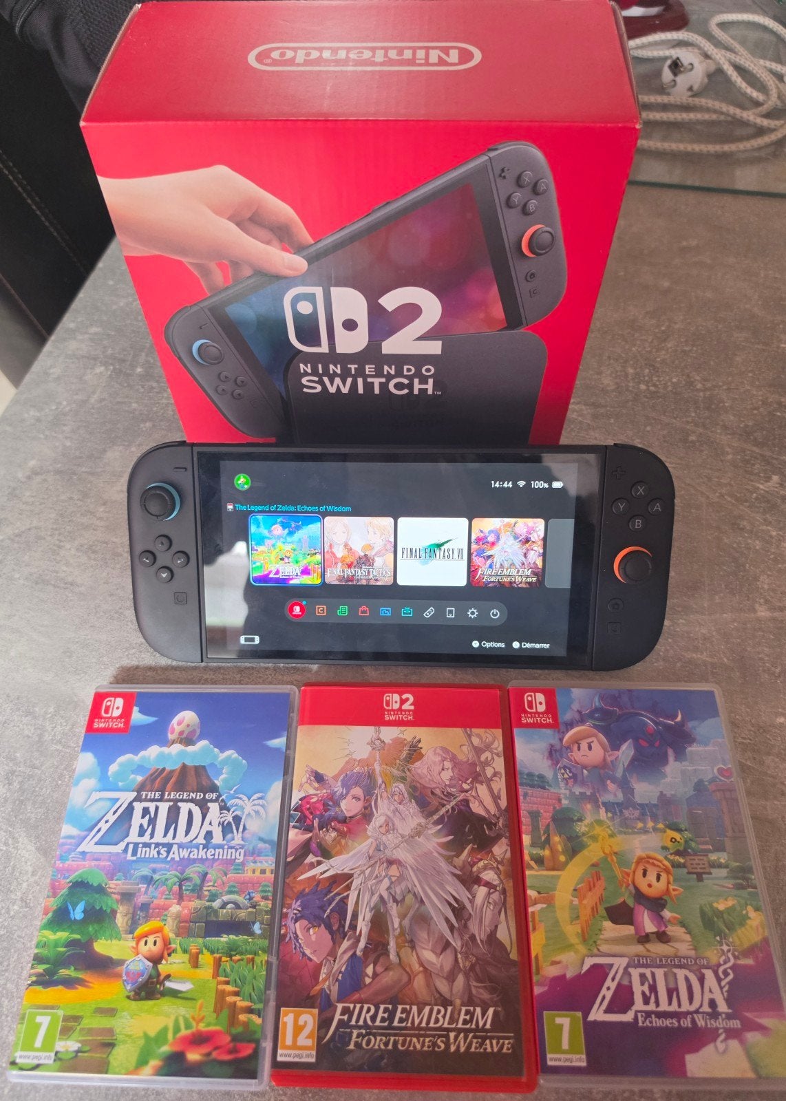 Nintnedo switch 2 avec 3 jeux garantie état proche du neuf, Enlèvement