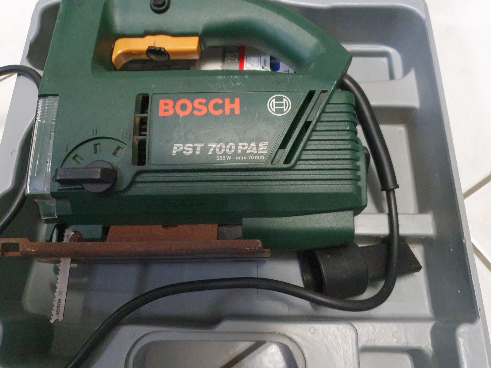BOSCH DECOUPEERZAAG 550 W EN DECOUPEERZAAG PRO PLUS VOOR 30, Ophalen, Gebruikt