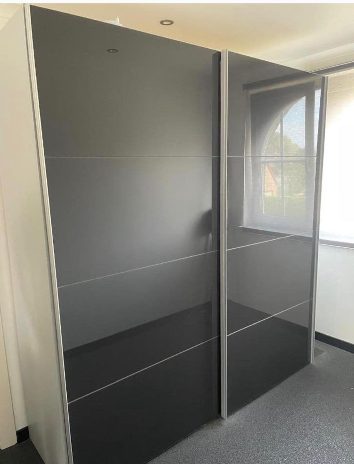 Mooie kast te koop, Ophalen, Zo goed als nieuw, Glas