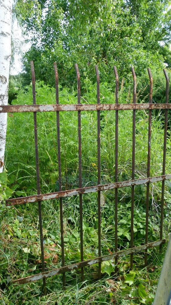 VENDU  grillage fer forgé h160 x l 140cm, Enlèvement, Utilisé, Autres types, Autres types