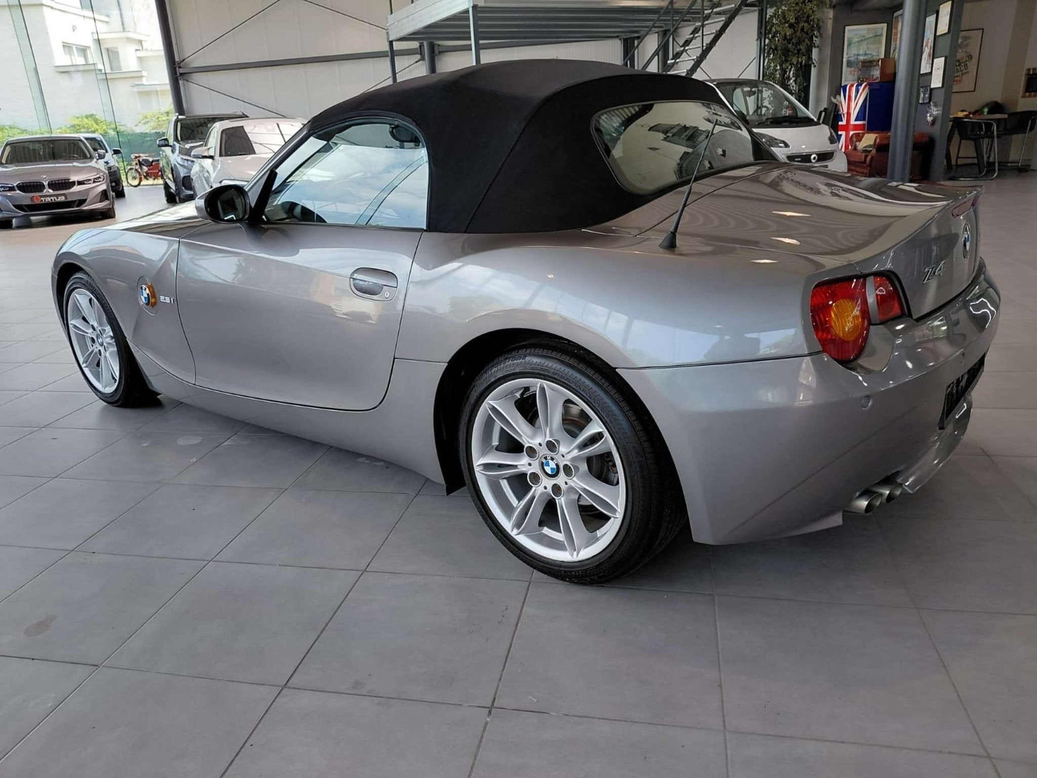 BMW Z4 Z4 2.5iA 24v Pack (bj 2004, automaat), Auto's, BMW, Automaat, Achterwielaandrijving, Gebruikt, Zwart