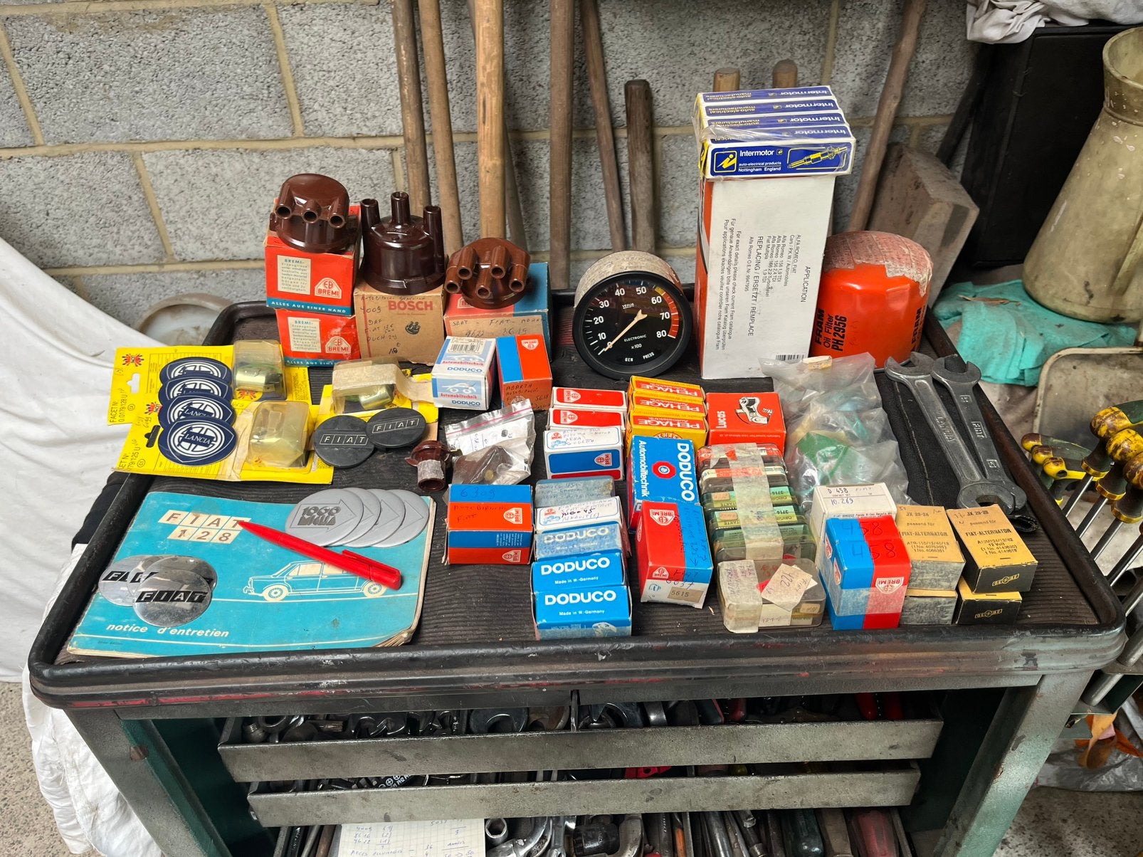 Divers pieces voiture italienne, Autos : Pièces & Accessoires, Autres pièces automobiles, Neuf, Enlèvement