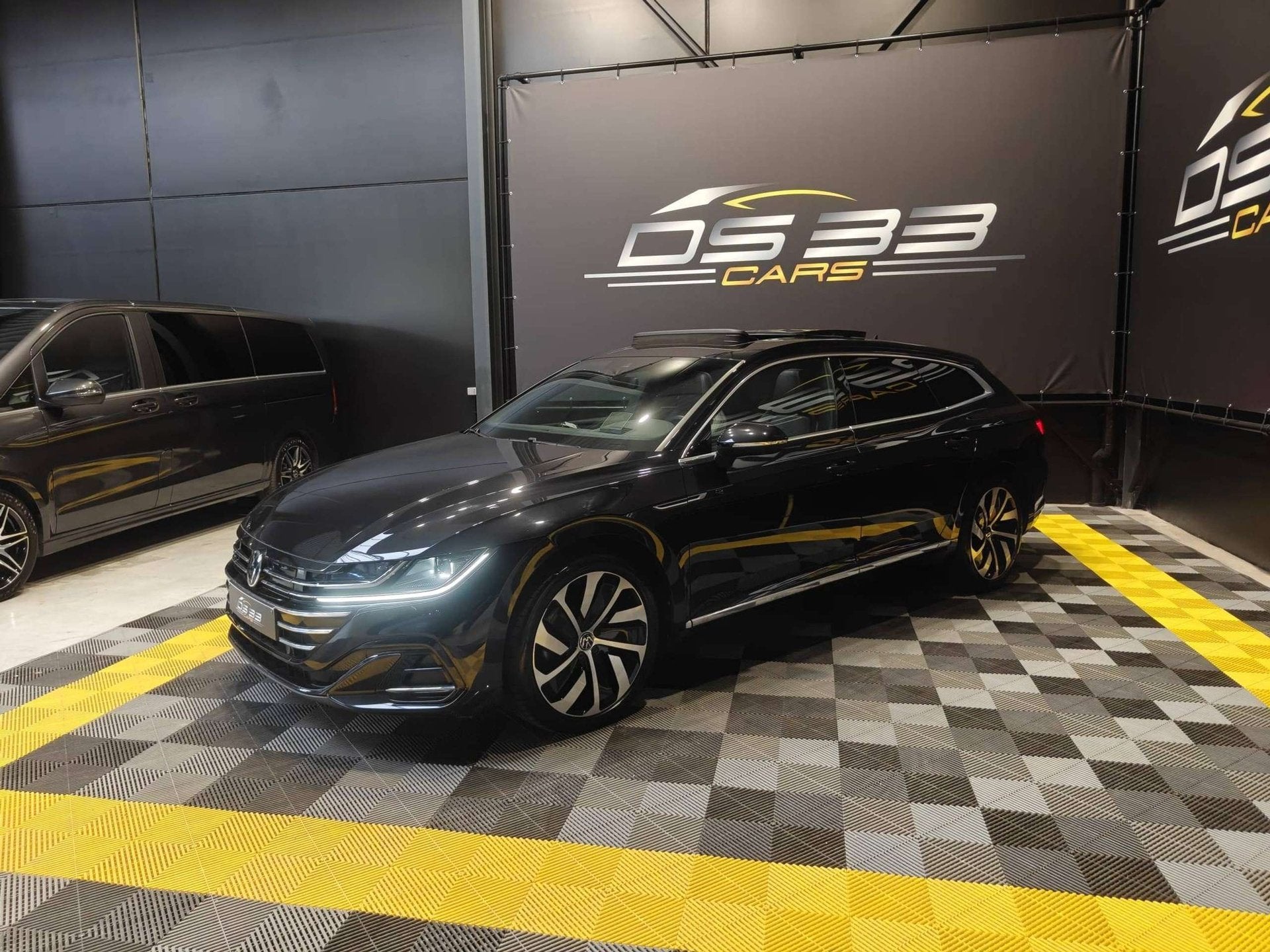 Volkswagen Arteon eHybrid GTE 1.4 R-Line FULL/Pano/Leder/19", Auto's, Volkswagen, Automaat, Dealer onderhouden, Arteon, Gebruikt