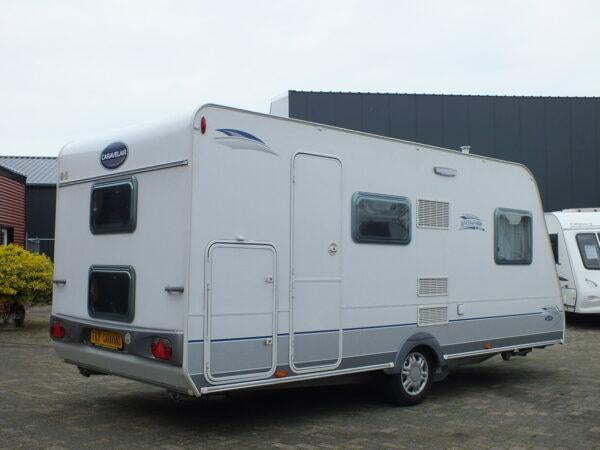 caravan all in, Caravans en Kamperen, Caravans, Particulier, tot en met 4, 1000 - 1250 kg, Treinzit, Caravelair, Omvormbare zithoek