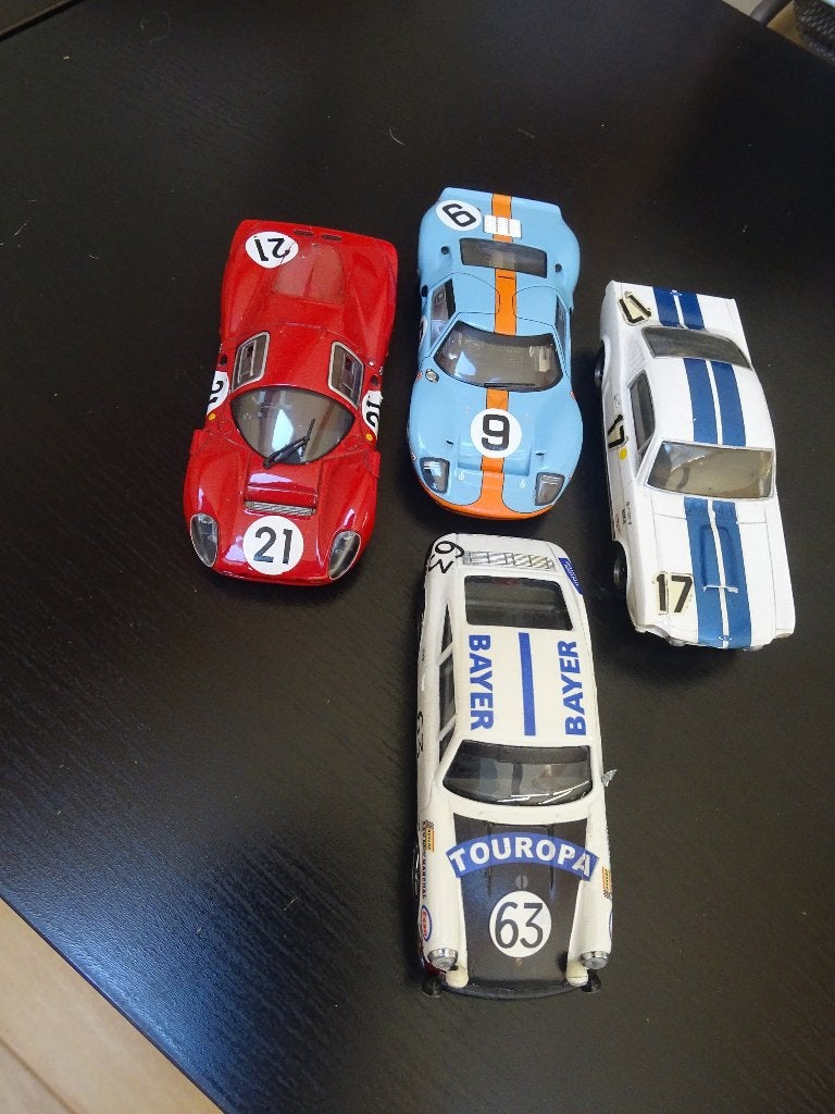 Lot de 4 miniatures Le Mans 1/43 Porsche Ford Ferrari, Enlèvement ou Envoi, Utilisé, Voiture, Autres marques