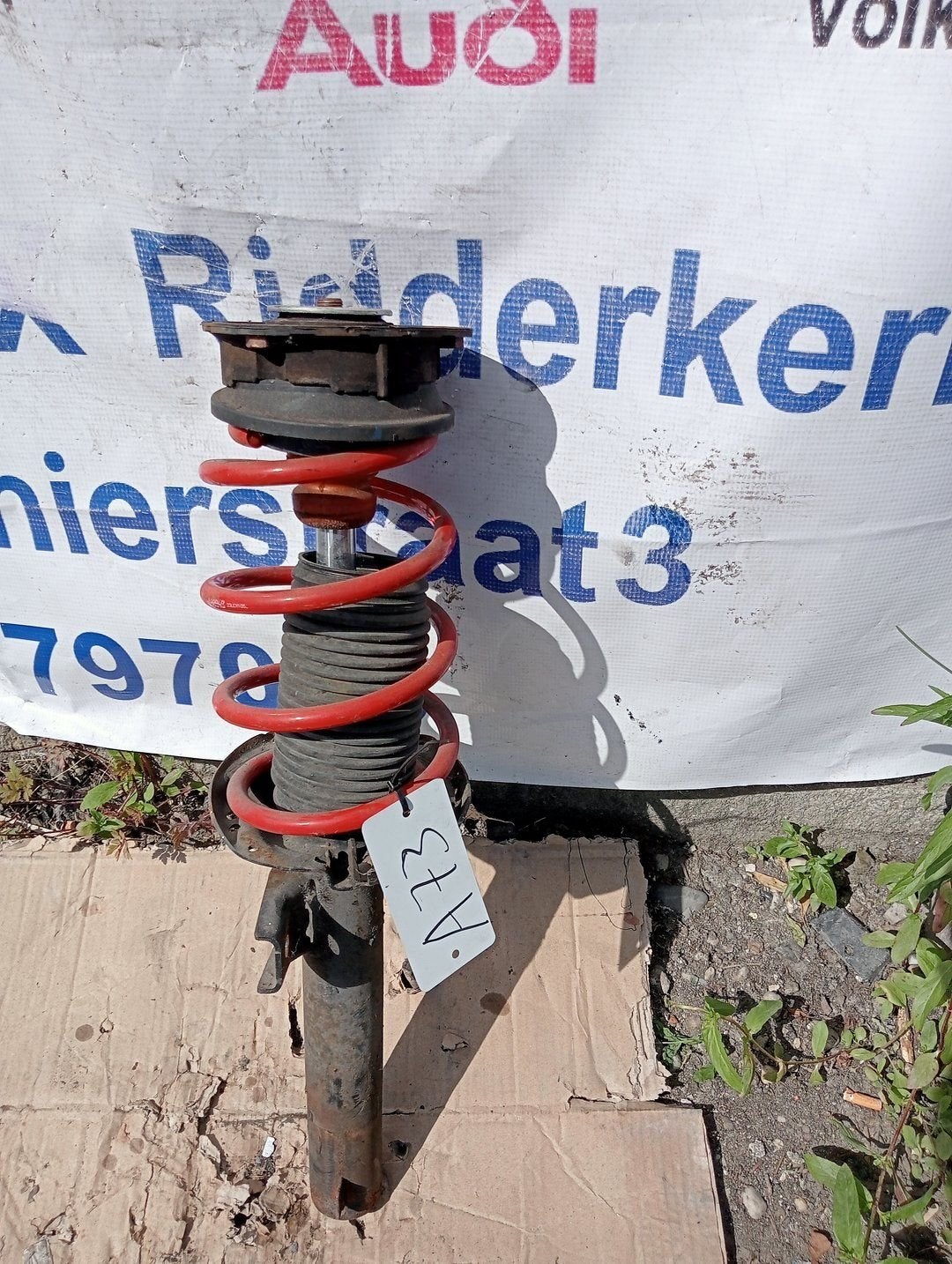 Schokbreker voor met veer VW Golf 7 5Q0413023EB, Auto-onderdelen, Gebruikt, -, Volkswagen, -