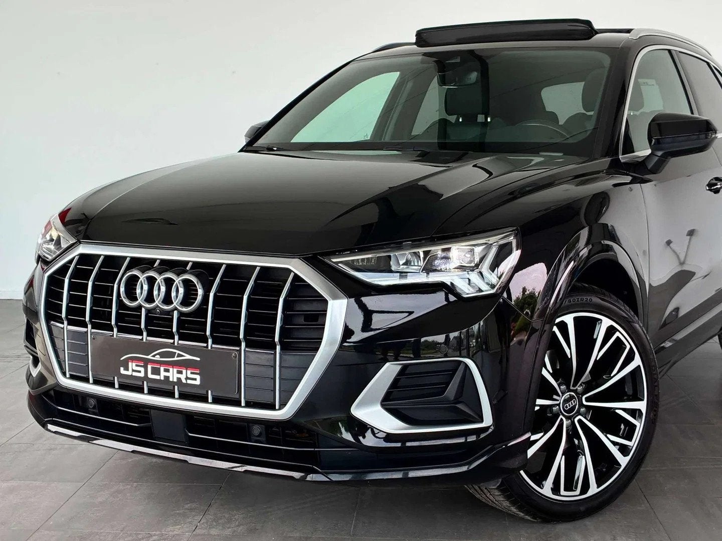 Audi Q3 2.0TDi S-LINE-1ERPRO-COCKPIT-T.O-CARPLAY-CAMERA360-J, Autos, Achat, Commande vocale, Entreprise, 1968 cm³