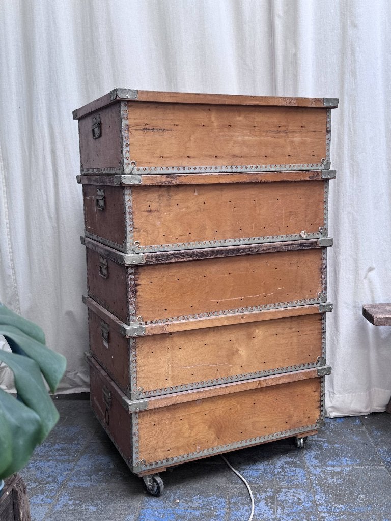 Houten stapelbare bakken, Ophalen, Gebruikt