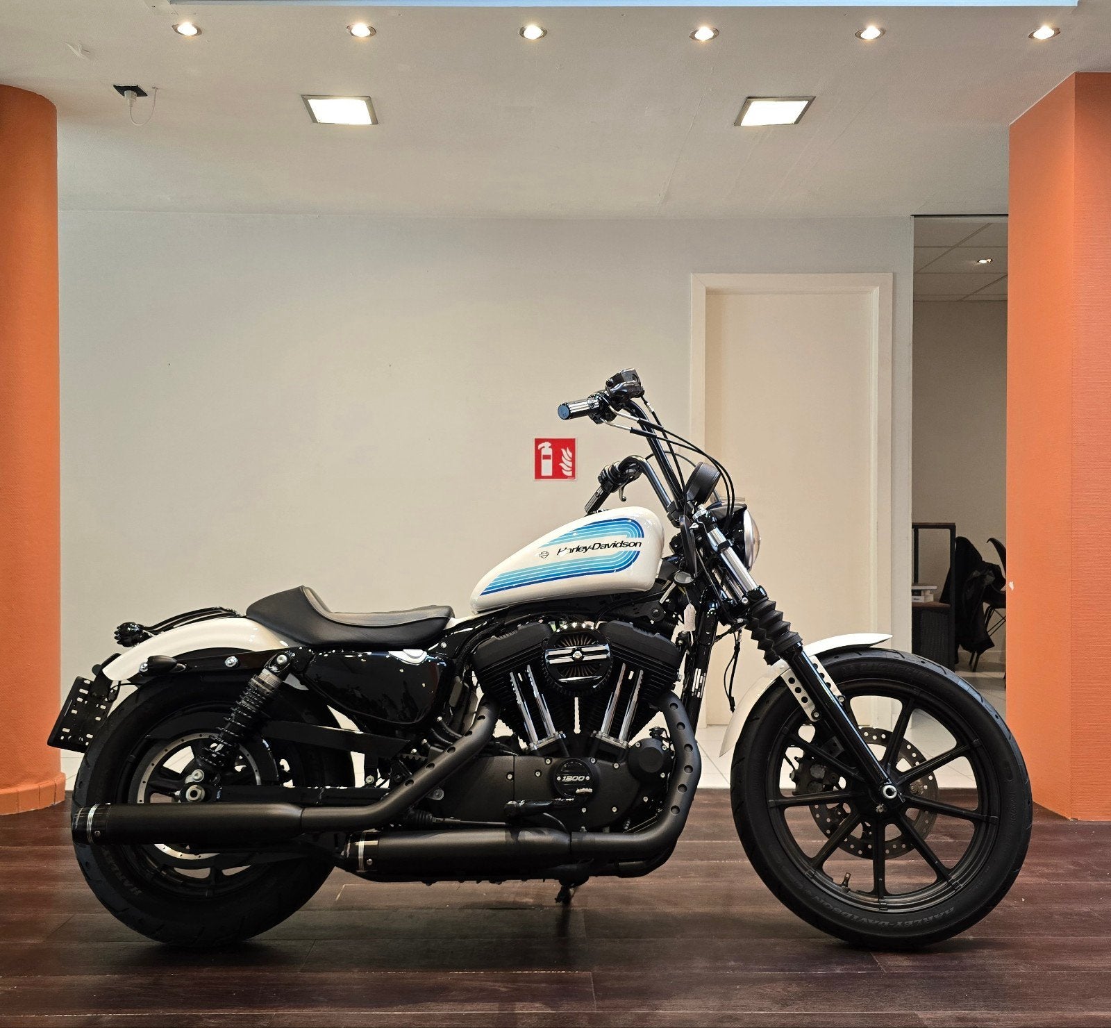 Harley-Davidson Iron 1200**2019**17.498km**Garantie, Motoren, Motoren | Harley-Davidson, Bedrijf, 1200 cc, ABS