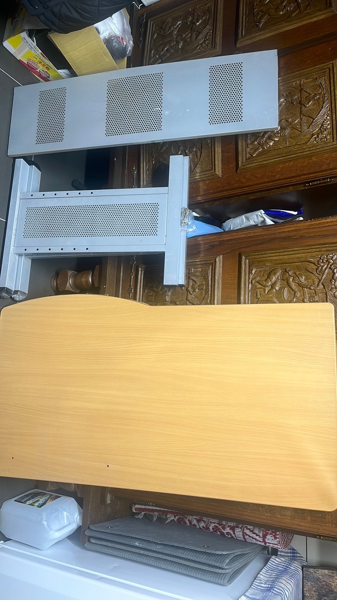 Bureau a donner, Enlèvement, Utilisé