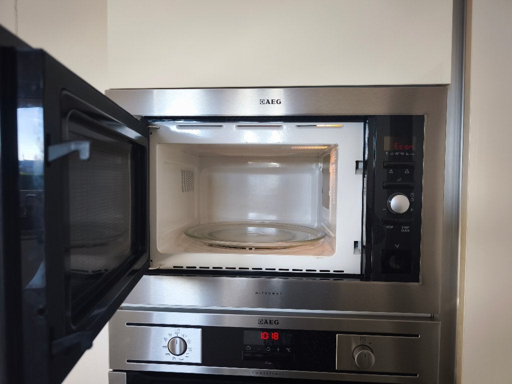 Magnetron AEG, Elektronische apparatuur, Ophalen, Gebruikt, Microgolfoven, Inbouw