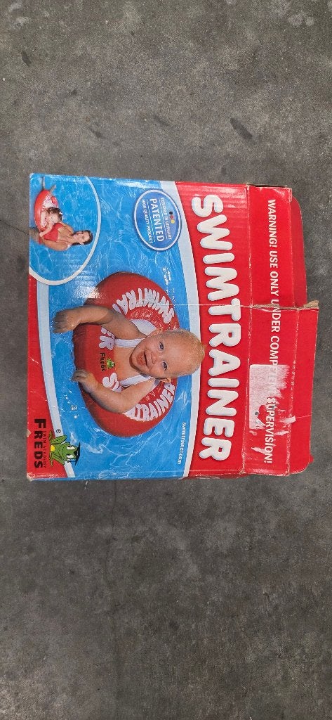 Ongebruikte SWIMTRAINER Classic Red – 6–18 kg, Kinderen en Baby's, Babykleding | Baby-zwemkleding, Nieuw, Ophalen