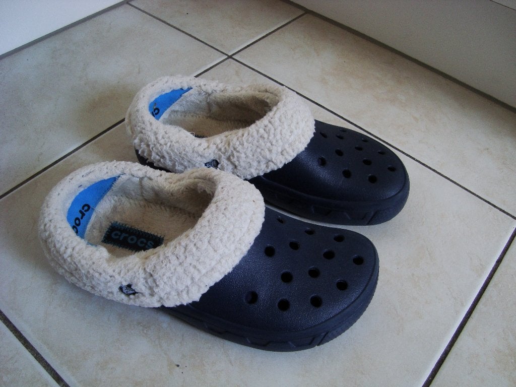 chaussures crocs P38-39, Comme neuf, Enlèvement, Crocs, Bleu