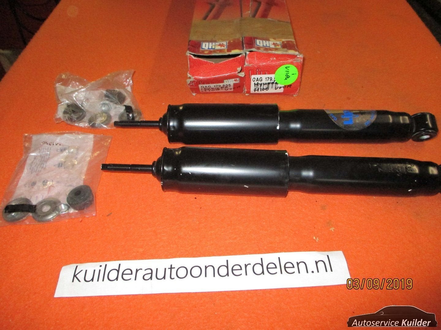 Nieuw set schokdempers voorz, Hyundai H100 Laadbak QH Gasdru, Auto-onderdelen, -, -, Nieuw, Ophalen of Verzenden