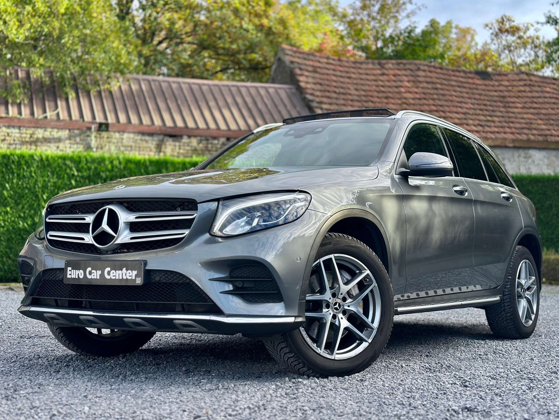 Mercedes-Benz GLC 250 GLC 250 4-Matic AMG Line / DESIGNO INT, Autos, Argent ou Gris, Achat, Entreprise, Entretenue par le concessionnaire