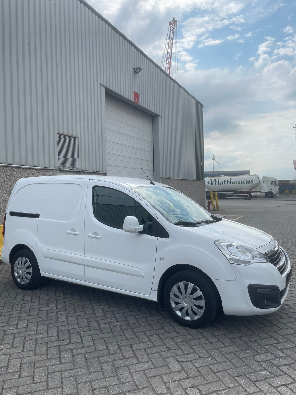 PACK PREMIUM PEUGEOT PARTNER 1.6 BLUEHDI L1, Autos, Achat, Euro 6, Entreprise, Automatique