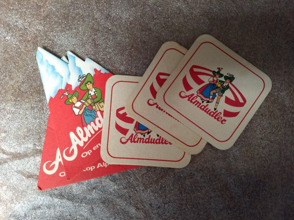 Almdudler - set bierviltjes, Ophalen of Verzenden, Zo goed als nieuw, Viltje(s), Overige merken