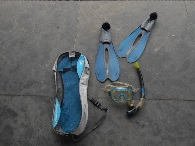 snorkelset 'Tribord' duikbril/snorkel/zwemvliezen/zak, Watersport en Boten, Snorkelen, Ophalen of Verzenden, Gebruikt, Snorkelset