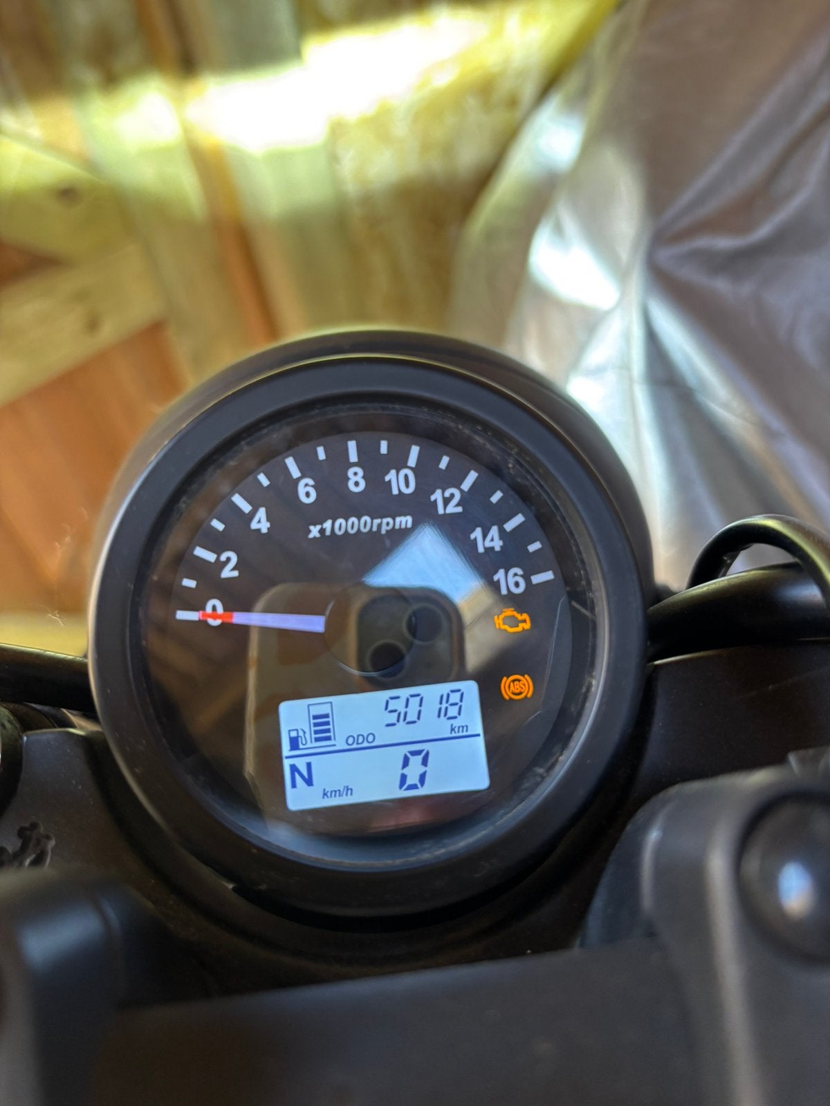 Brixton Cromwell 125cc, Motoren, Ophalen