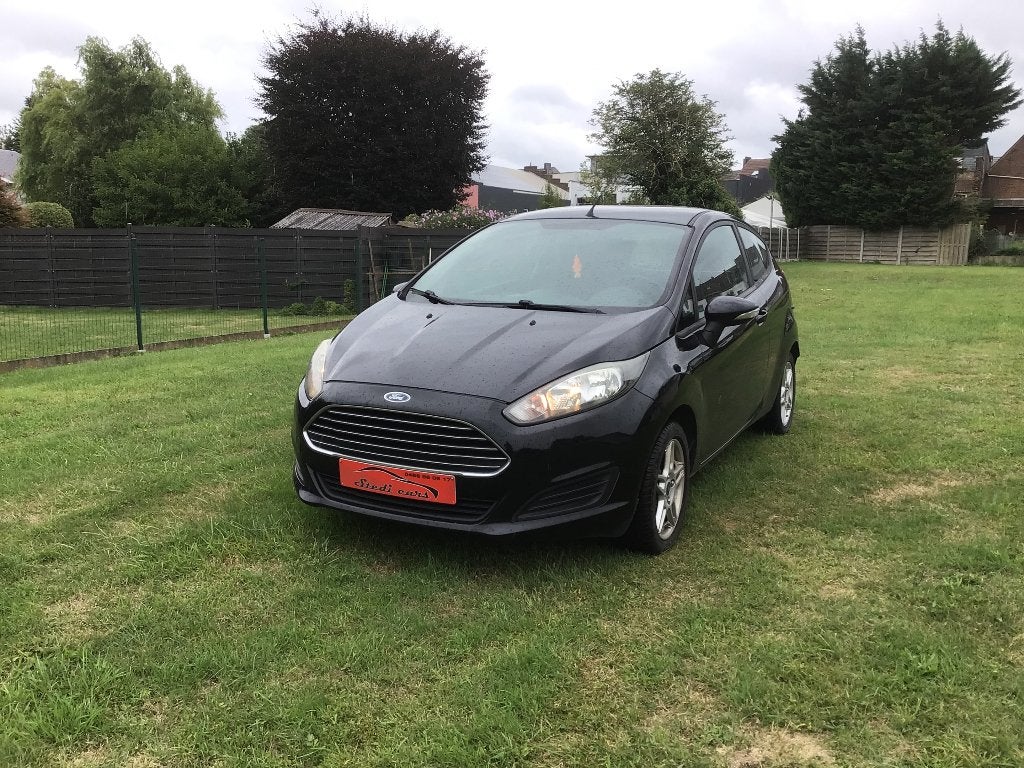 Ford fiesta 1.0 benzine, https://public.car-pass.be/vhr/c8439b2b-b940-4605-86dc-5a8cb61b1dee, Bedrijf, Fiësta, Te koop