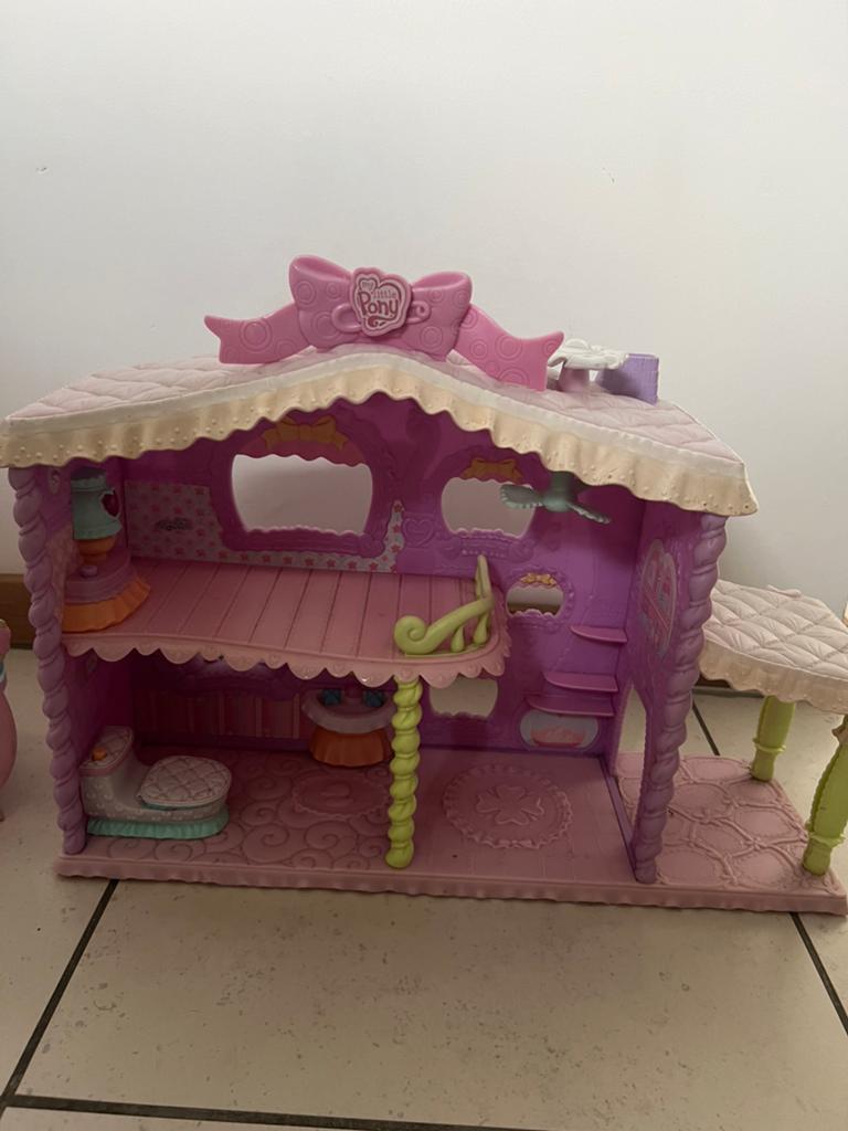 Maison de poupee, Enlèvement ou Envoi, Comme neuf