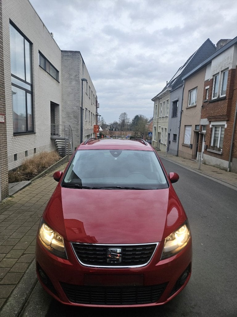 Seat Alhambra 7 places/euro 6j > échange possible !, Autos, Achat, Euro 6, 7 places, Boîte manuelle