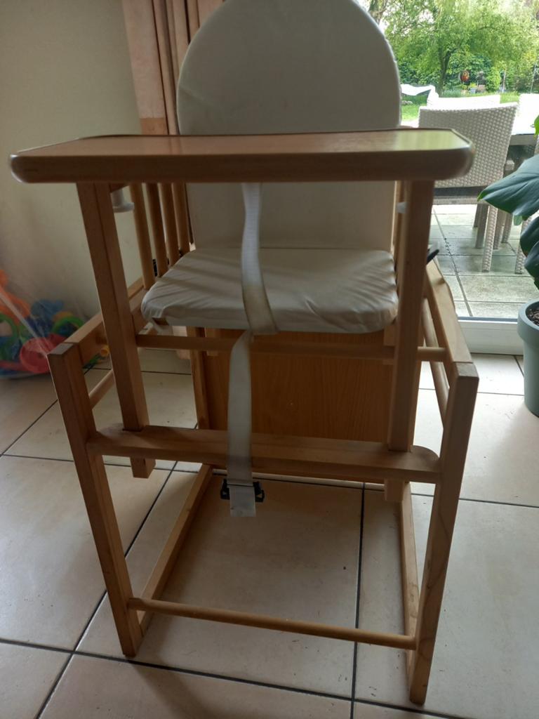 Gratis kinderstoel, Kinderen en Baby's, Kinderkamer | Tafels en Stoelen, Ophalen, Zo goed als nieuw