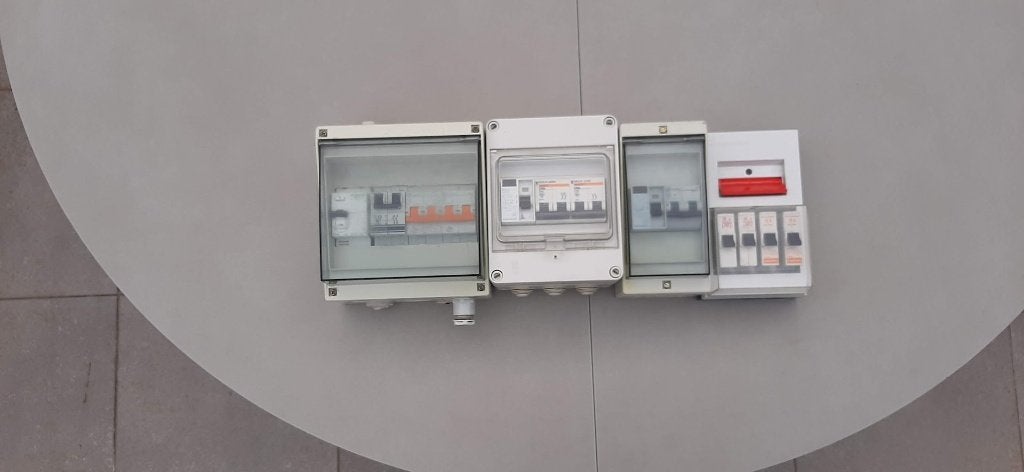Zekeringkast zekeringenkast stoppenkast zekeringen + diff, Doe-het-zelf en Bouw, Elektriciteit en Kabels, Schakelaar, Ophalen of Verzenden
