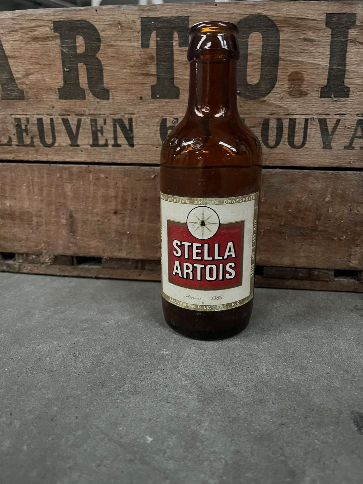 Stella artois volle bak flesjes 1967, Verzamelen, Ophalen of Verzenden, Zo goed als nieuw