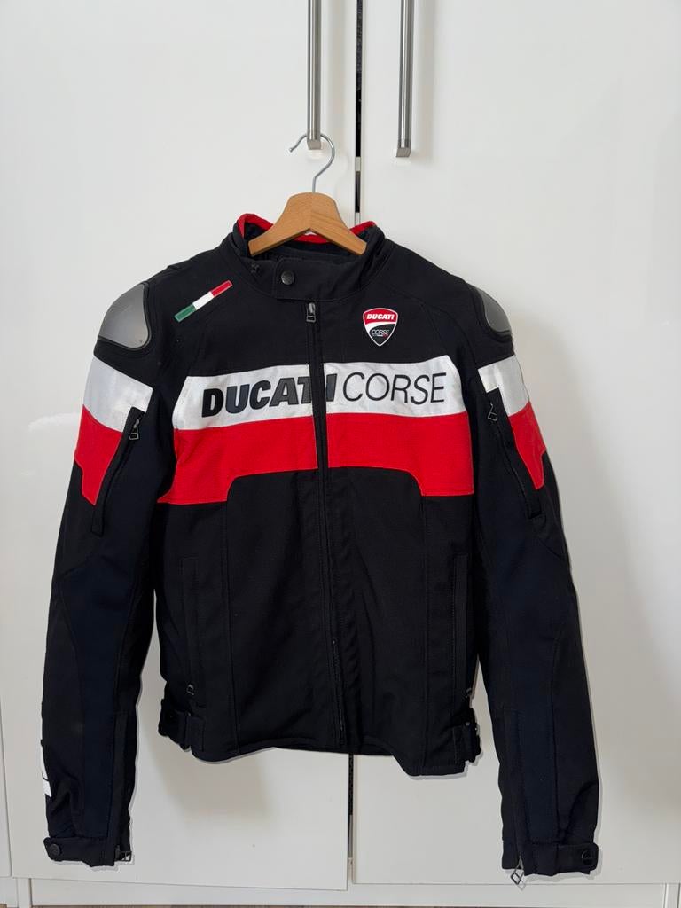 Dainese / Ducati Corse fabric jacket Tex C5 + back protector, Motoren, Kleding | Motorkleding, Ophalen of Verzenden, Nieuw zonder kaartje
