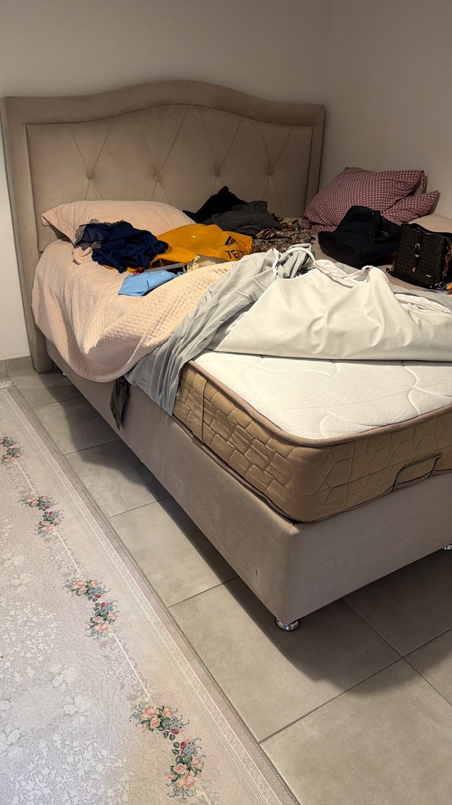 Bed 160x200 met opbergruimte, Huis en Inrichting, Slaapkamer | Boxsprings, Ophalen, Zo goed als nieuw