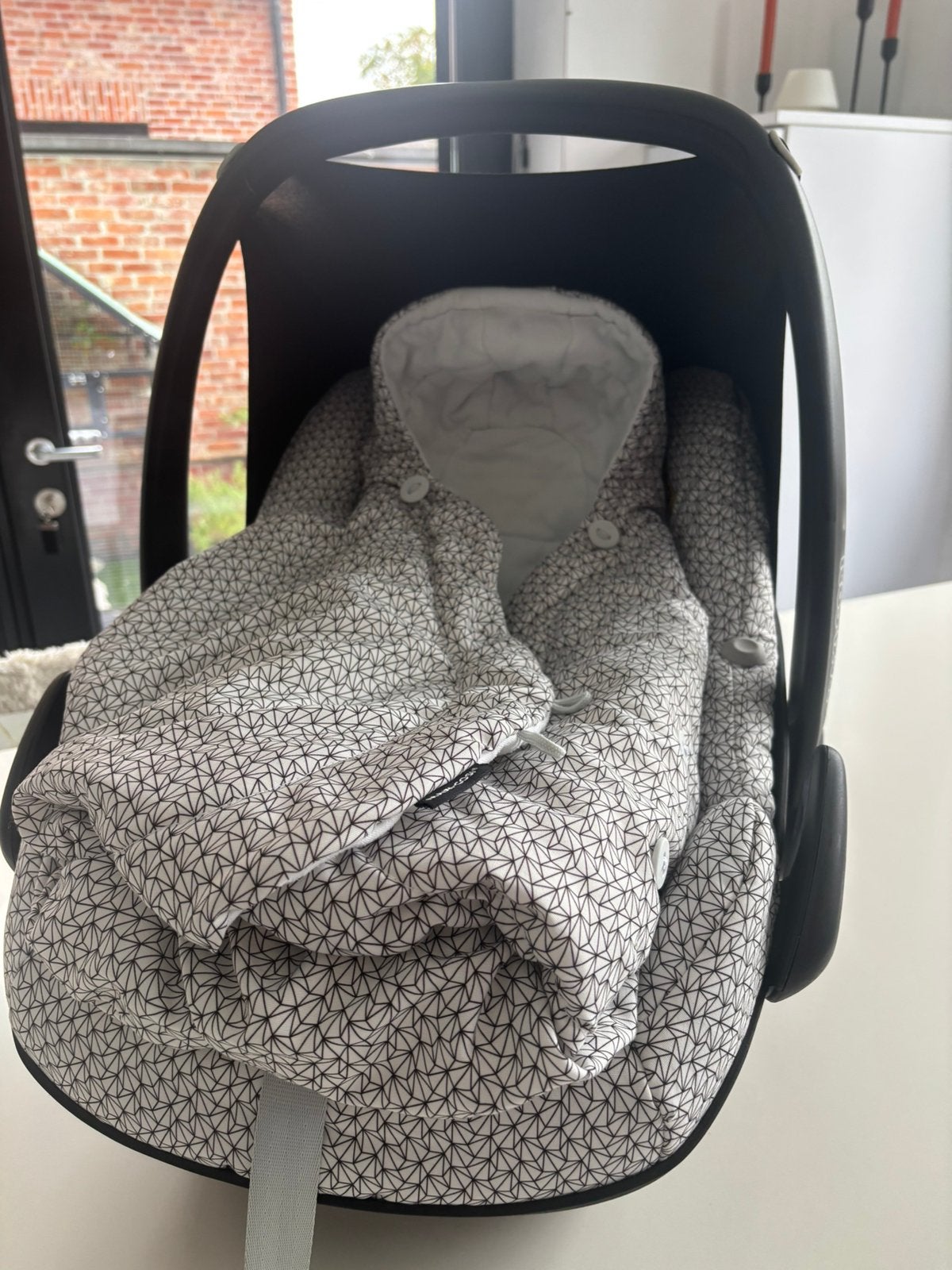 Maxi Cosi met verkleinkussen onderin & Winterslaapzak., Ophalen, Autogordel of Isofix, Zo goed als nieuw, 0 t/m 13 kg