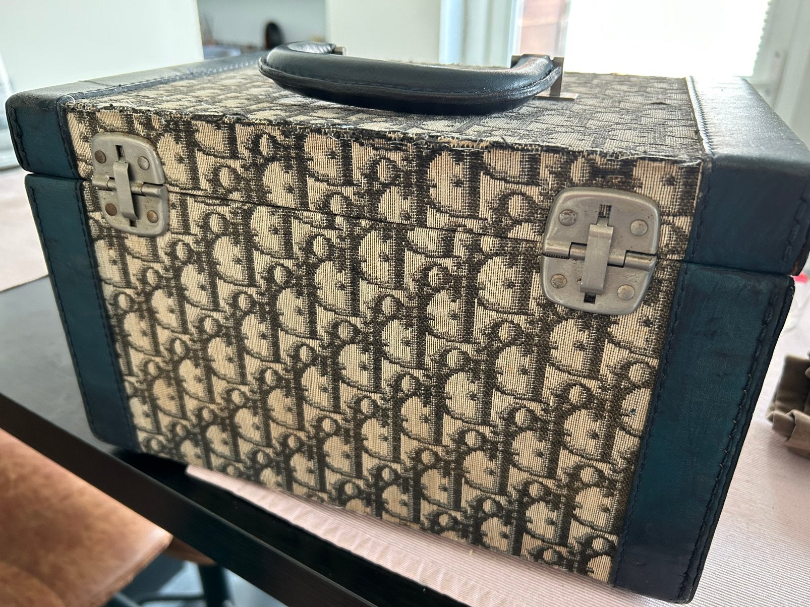 Dior beauty case vintage 1979, Enlèvement ou Envoi, Utilisé, Bleu, Femme