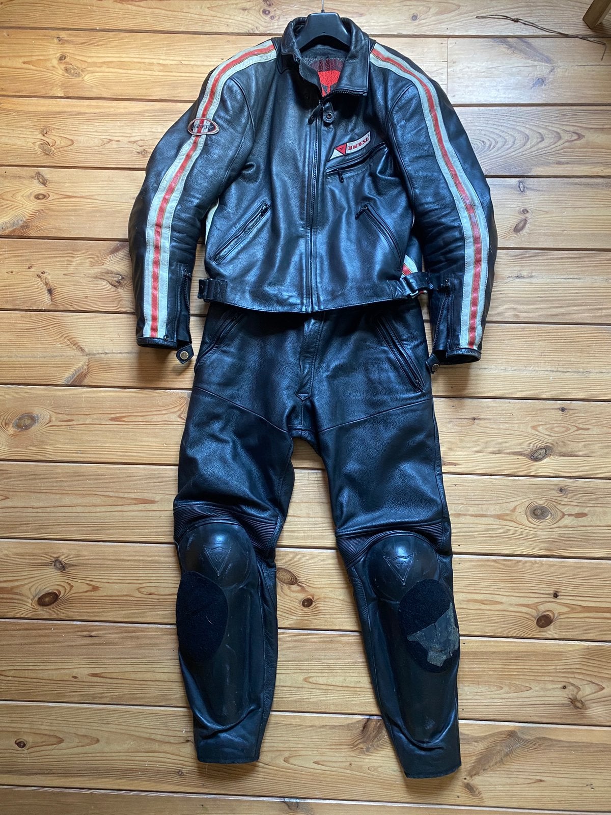 Dainese twee delig motorpak leer retro, Motoren, Kleding | Motorkleding, Ophalen, Tweedehands, Heren, Combipak