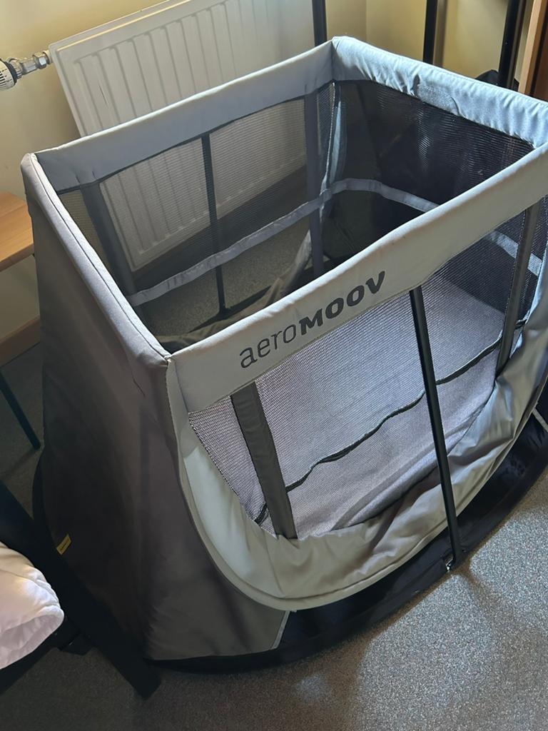 Aeromoov reisbedje, Ophalen, Zo goed als nieuw, Reisbedje