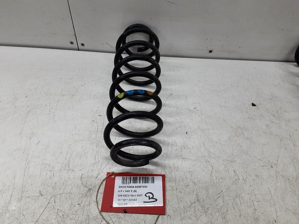 SCHROEFVEER ACHTER Skoda Fabia III (NJ3) (01-2014/06-2021), Gebruikt, Mevr. I. Hauben, Skoda, Rue de l'Espoir 34 34
4030  GRIVEGNÉE, BE