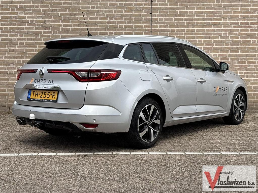 Renault Megane Estate 1.3 TCe Bose | € 4.950,- NETTO! | Lede, Auto's, Renault, Bedrijf, 117 g/km, Zilver of Grijs, Mégane