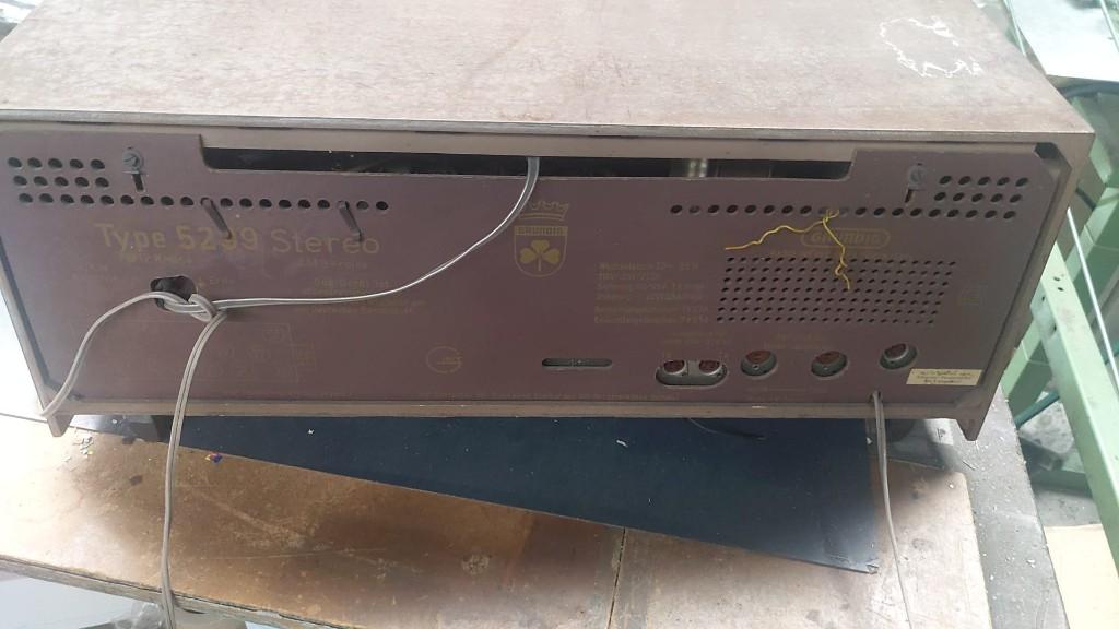 VINTAGE GRUNDIG 5299 STEREO RADIO + 2 LUIDSPREKERS, Audio, Tv en Foto, Ophalen, Gebruikt, Tuner of Radio, Overige merken