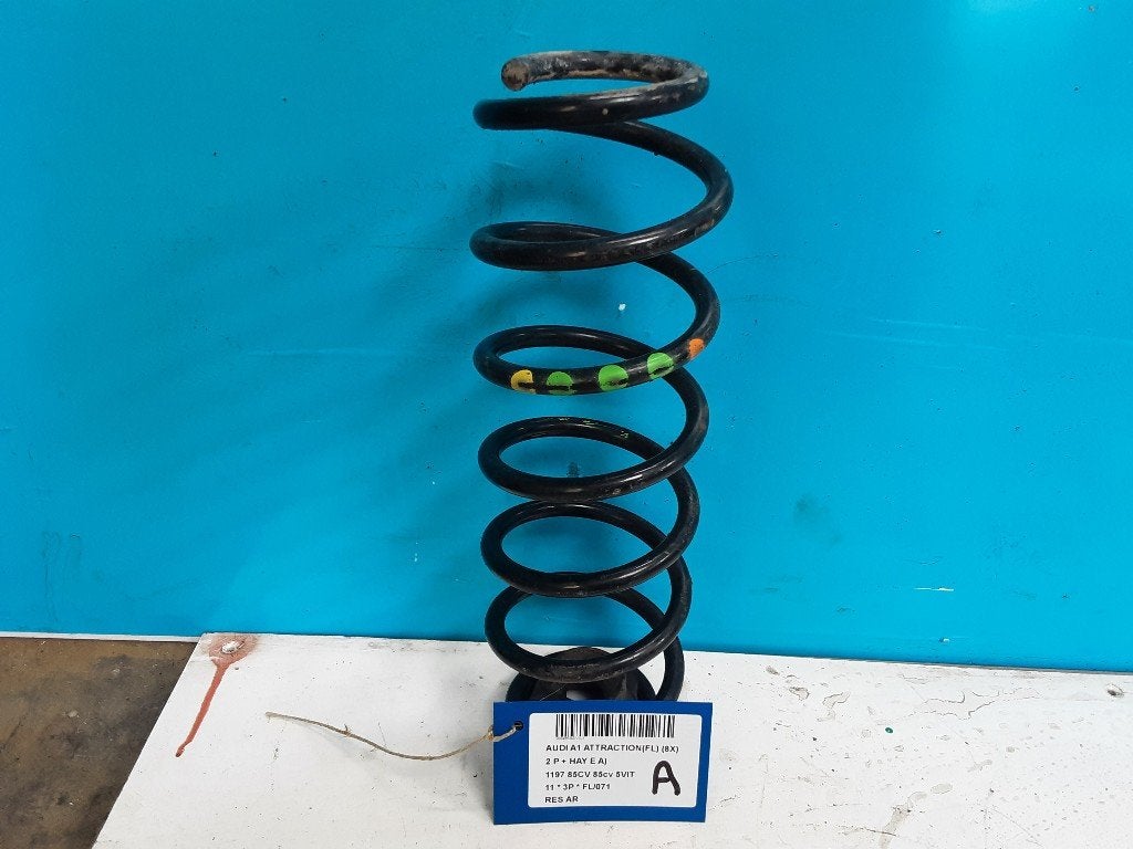RESSORT DE SUSPENSION ARRIERE Audi A1 (8X1 / 8XK), Mevr. I. Hauben, Audi, Utilisé, Rue de l'Espoir 34 34
4030  GRIVEGNÉE, BE