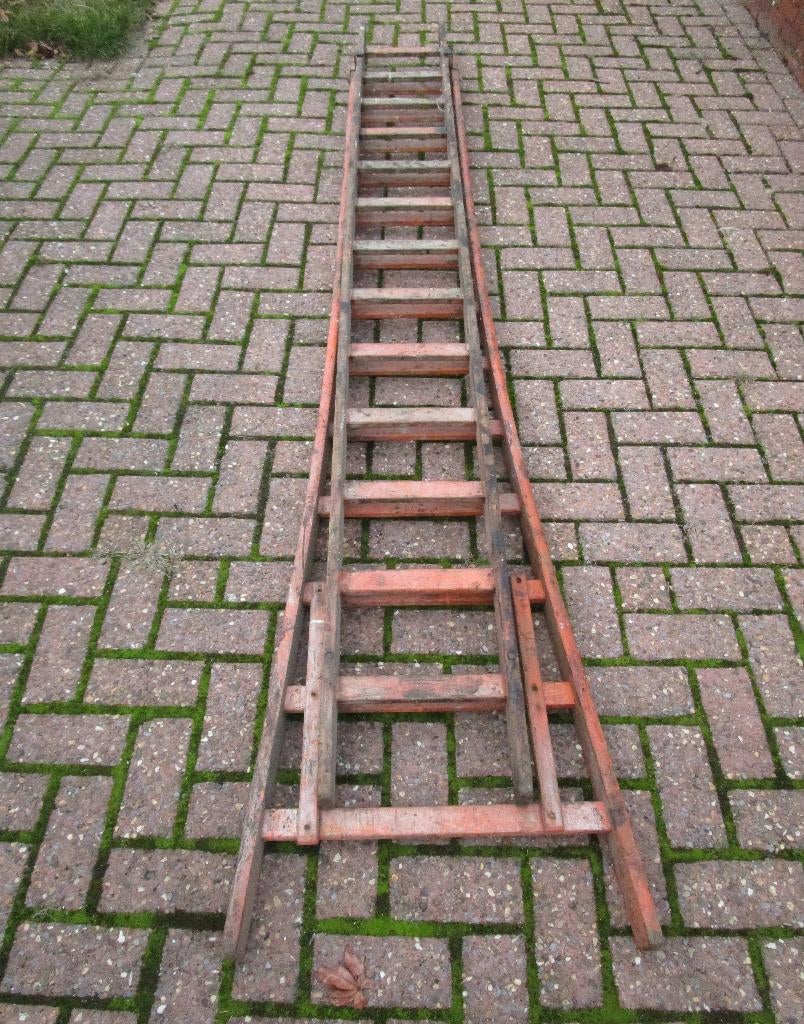 grote uitschuifbare houten ladder, Doe-het-zelf en Bouw, Ladders en Trappen, Gebruikt, Ladder, 4 meter of meer, Opvouwbaar of Inschuifbaar