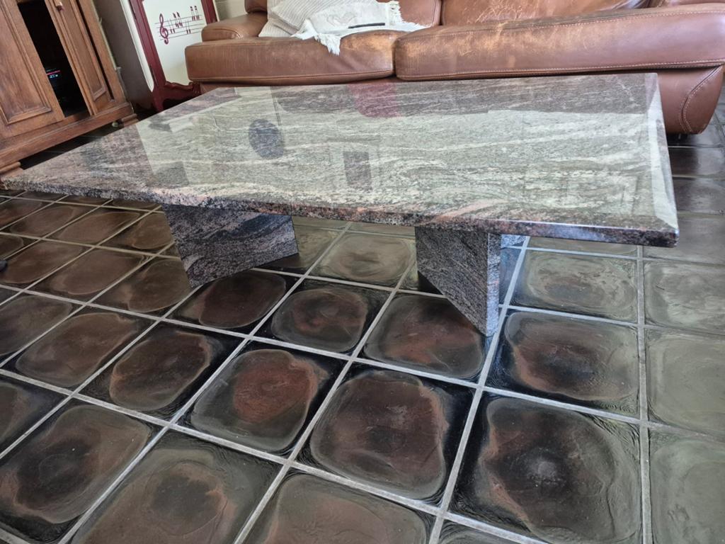 Salon tafel, travertin steen, Ophalen