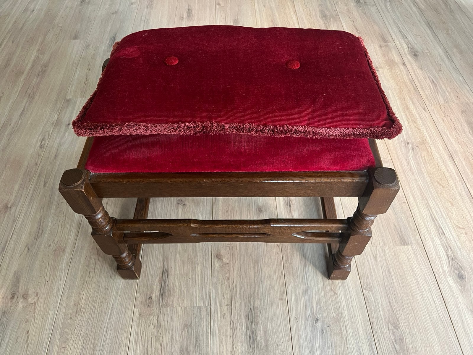 Repose-pieds ou tabouret d'appoint vintage en bois, Antiquités & Art, Enlèvement