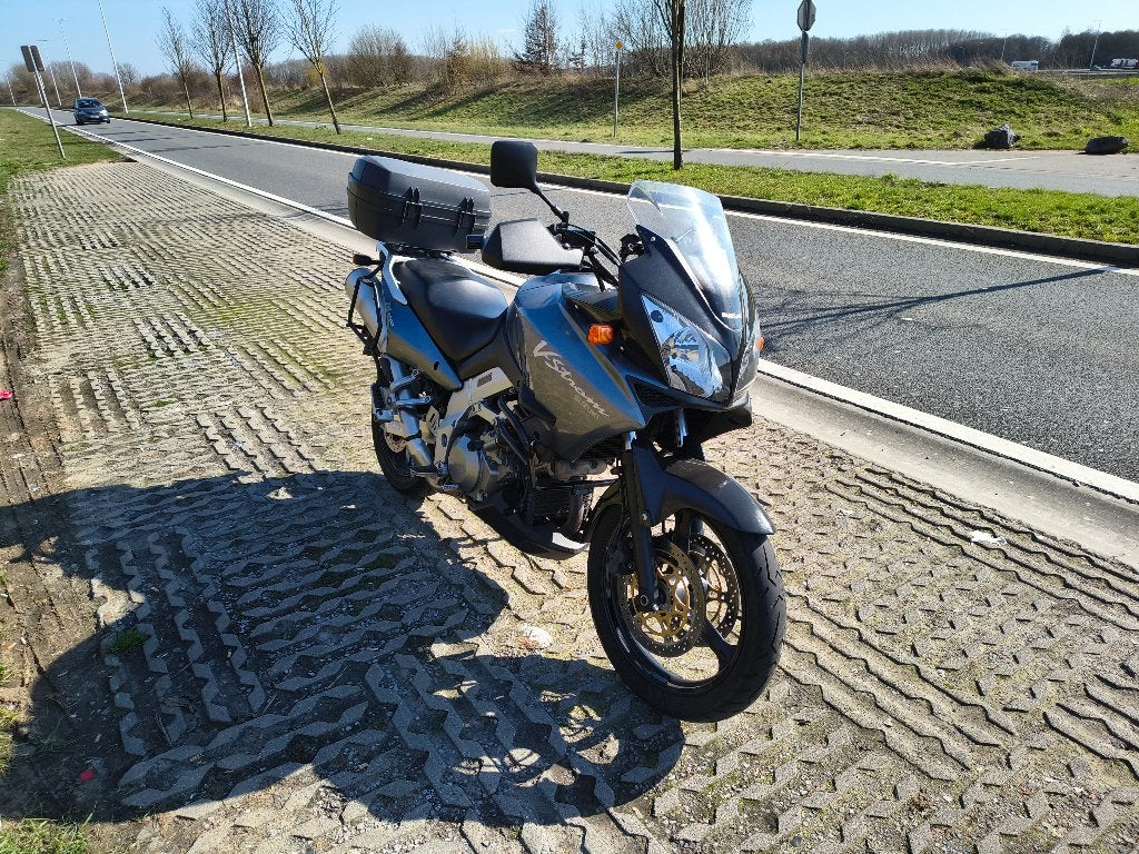 Suzuki DL1000 Vstrom 2003 18750km, Motos, Permis Moto A, Tourisme, Occasion, Plus de 35 kW