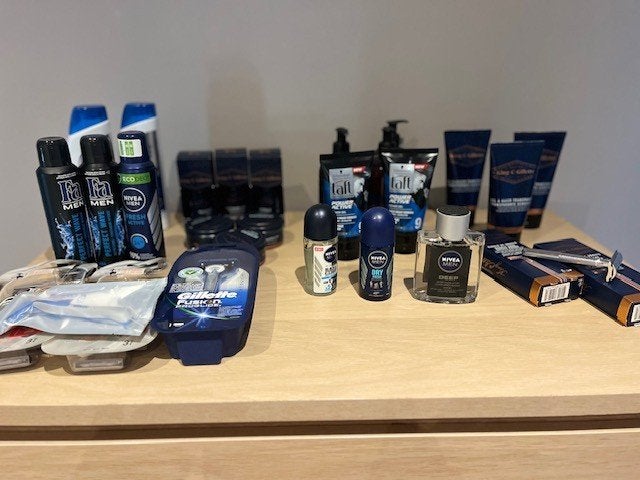 toutes sortes de produits pour le corps pour hommes, Enlèvement ou Envoi, Neuf