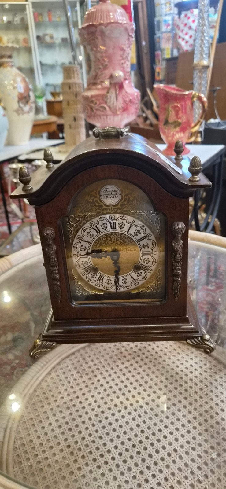 Vintage houten schouwklok Tempus Fugit met sleutel, Antiek en Kunst, Ophalen