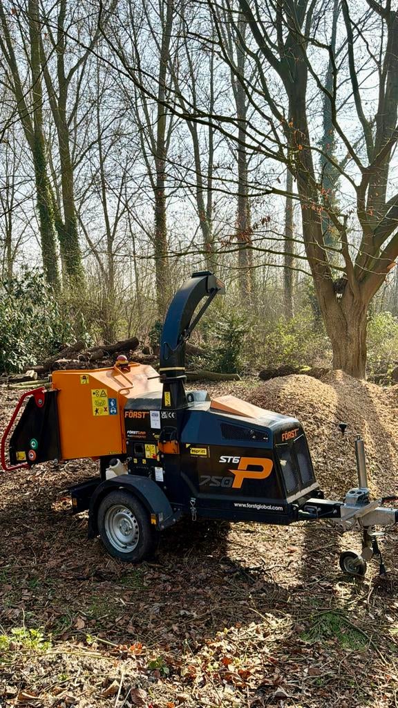 Houtversnipperaar 16cm te huur / huren !, Tuin en Terras, Hakselaars, Zo goed als nieuw, Benzine, Ophalen